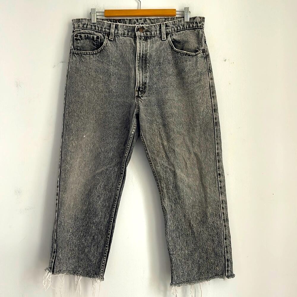Vintage Levi’s rigid denim vintage wash distressed cropped straight leg jeans